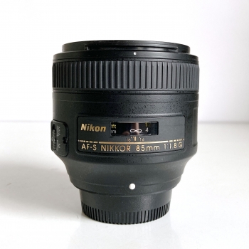 Nikon AF-S 85 mm f/1.8G
