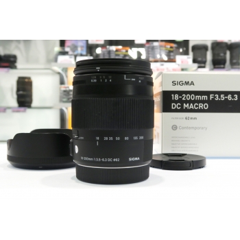Sigma DC 18-200 mm f/3.5-6.3 Macro Contemporary (monture EF-S Canon)