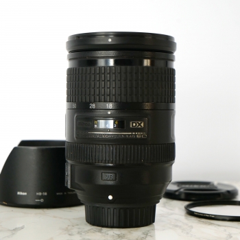 Nikon DX AF-S 18-300 mm f/3.5-5.6 G ED VR