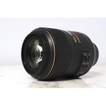 Nikon AF-S 105 mm f/2.8 G ED VR Macro