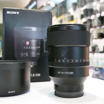 Sony FE 135 mm f/1.8 GM