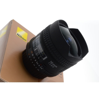 NIKON AF 16 MM F 2.8 FISHEYE (plein format)