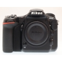 NIKON D500