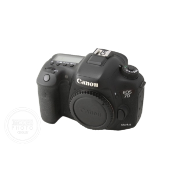 CANON EOS 7D MK II NU (11800 CLICS)