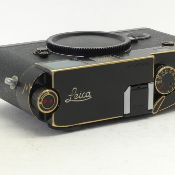 LEICA MP