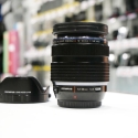 Olympus 12-40 mm f/2.8 Pro (1ere version)