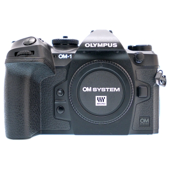 OLYMPUS OM-1