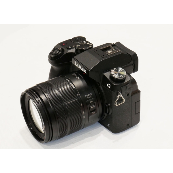 PANASONIC LUMIX G7 + 14-140