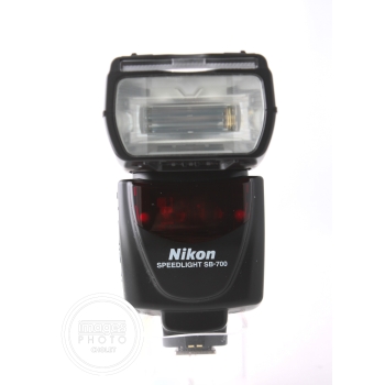 NIKON FLASH SB-700