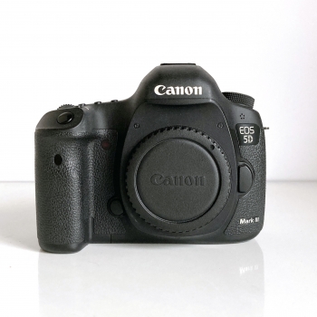 Canon EOS 5D mk III (10702 déclenchements)